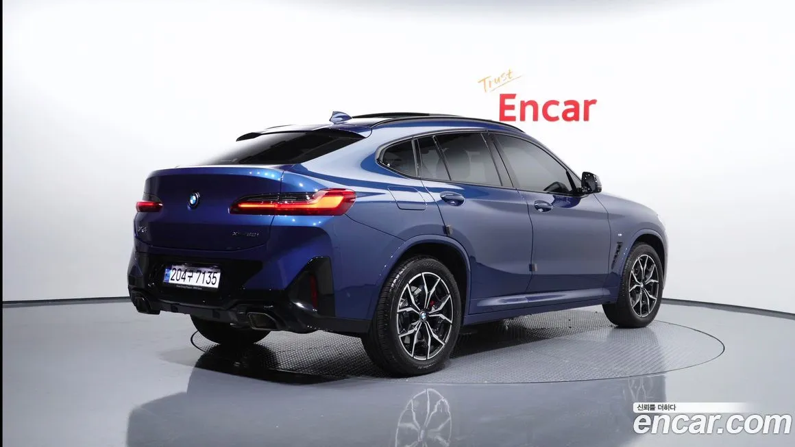 BMW X4 2023 из KR, фото 2
