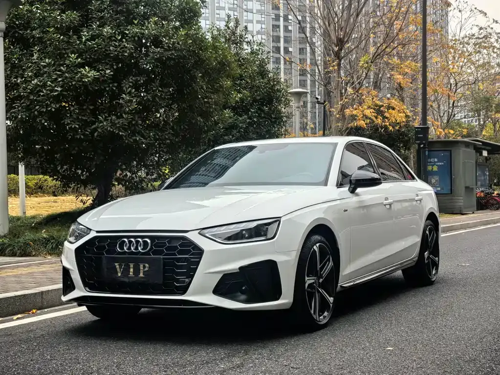 Audi A4L 2025 из CN, фото 1