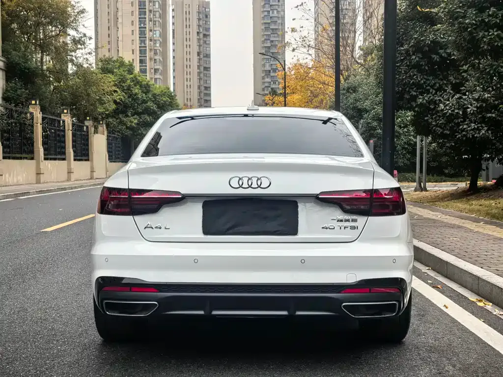 Audi A4L 2025 из CN, фото 5