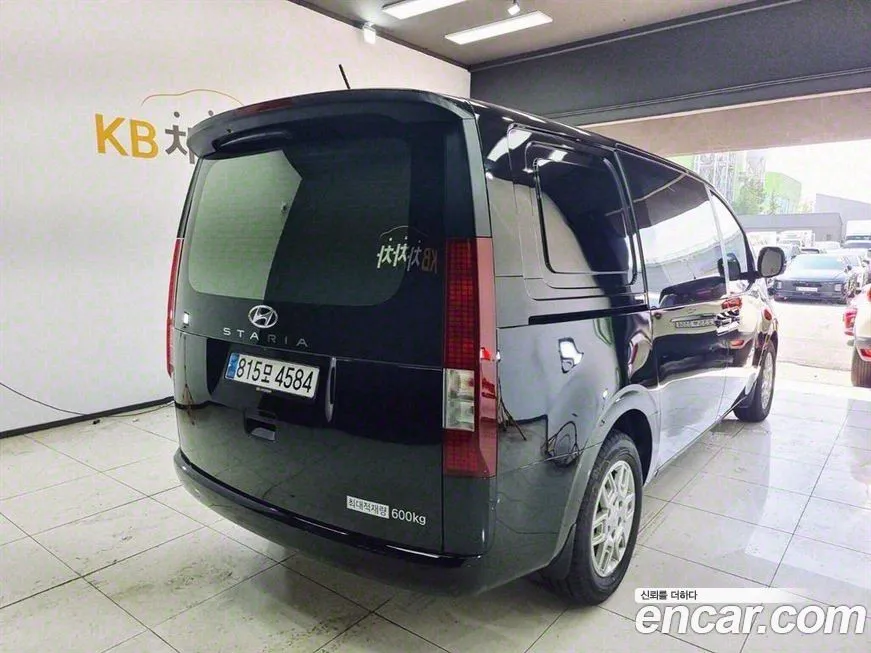 Hyundai Staria 2024 из KR, фото 4