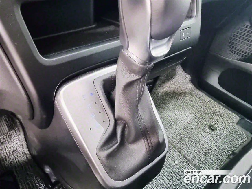 Hyundai Staria 2024 из KR, фото 9