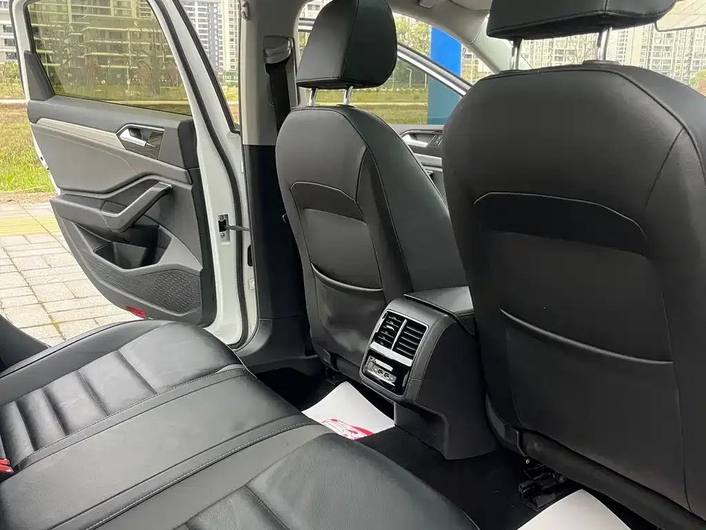 Volkswagen Sagitar 2021 из CN, фото 7