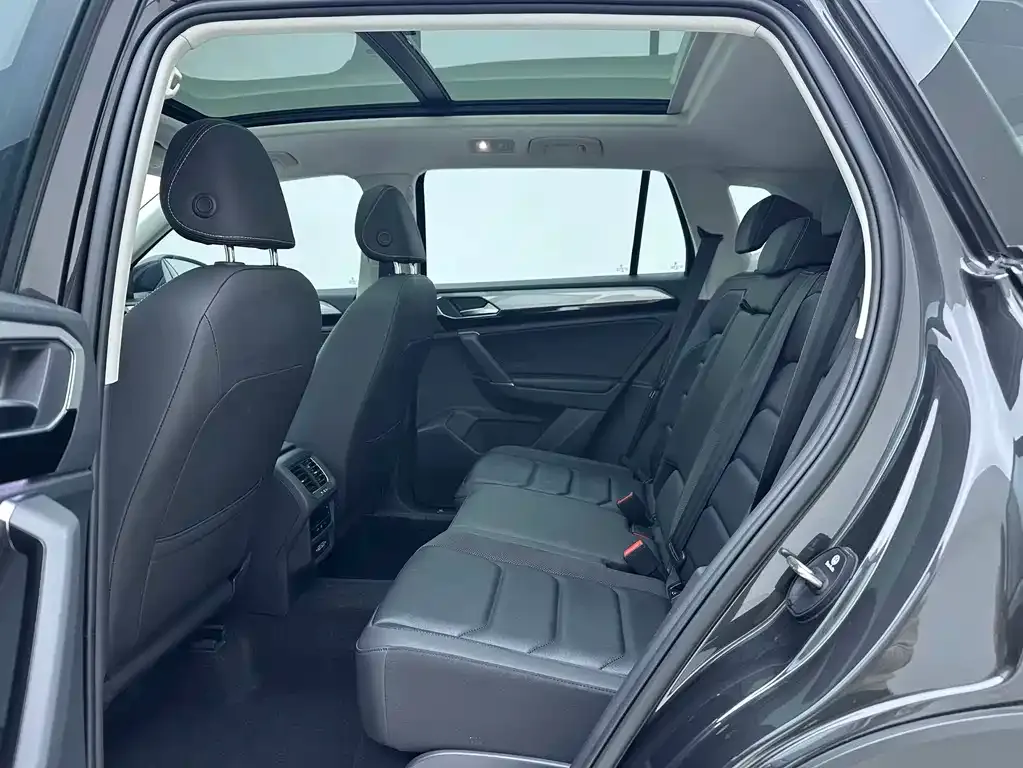 Volkswagen Tayron 2022 из CN, фото 10