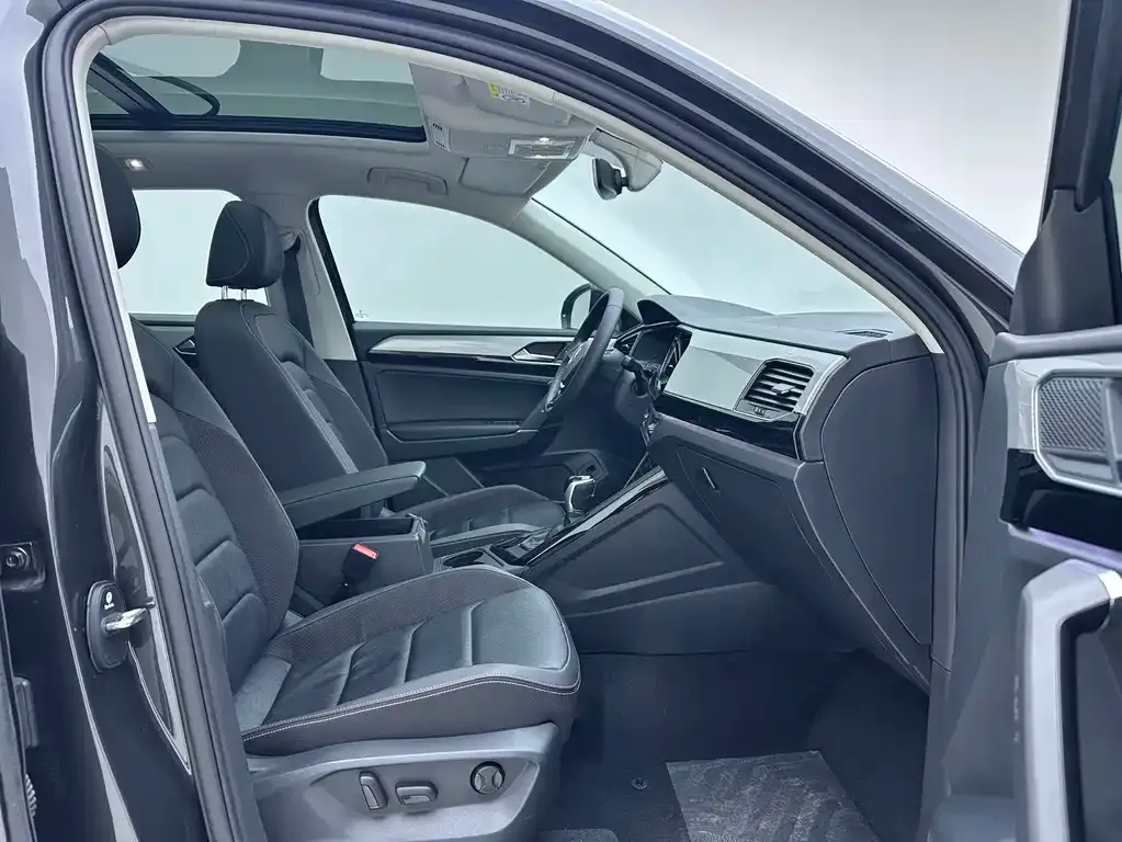 Volkswagen Tayron 2022 из CN, фото 9