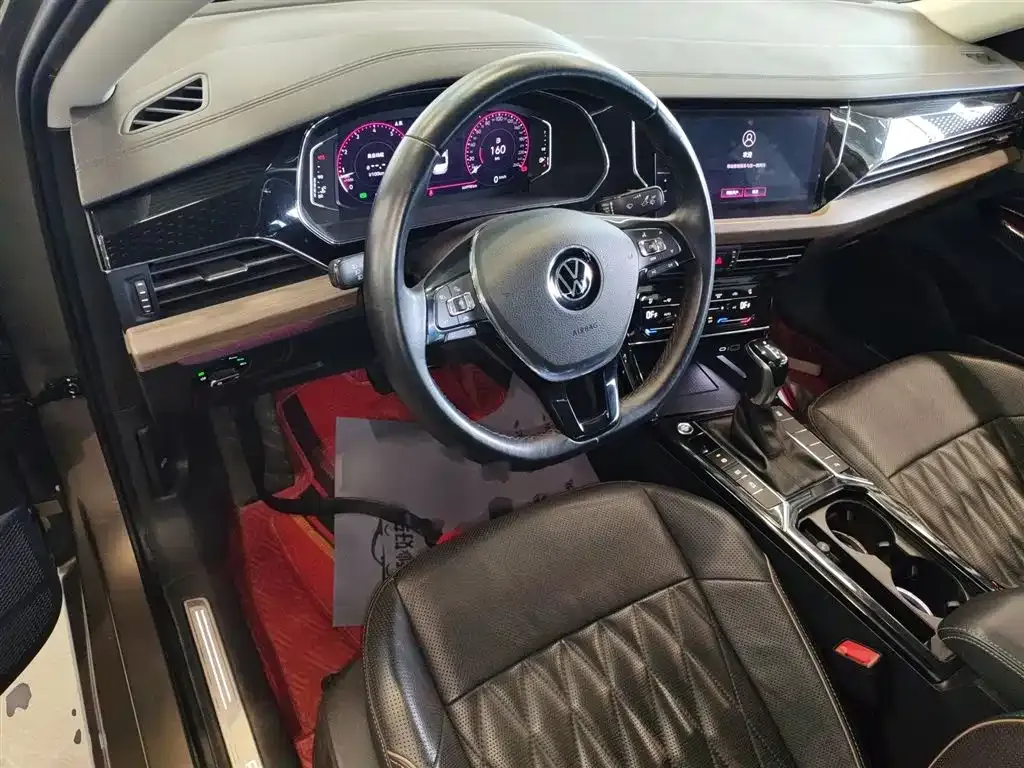 Volkswagen Passat 2021 из CN, фото 10