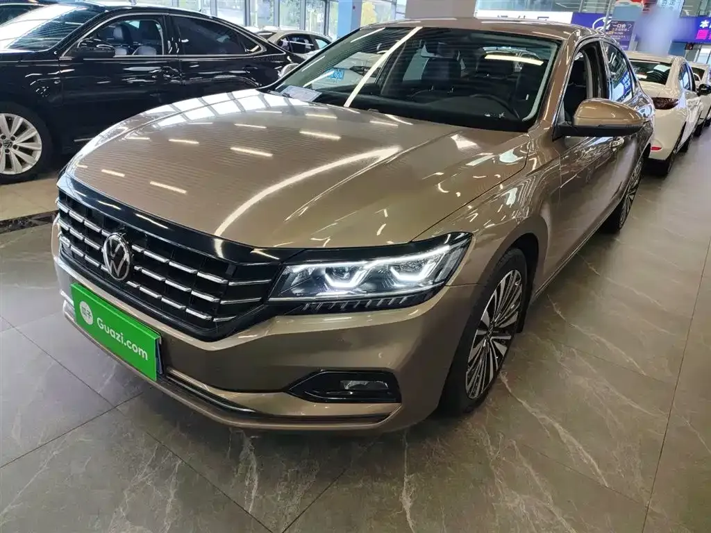 Volkswagen Passat 2021 из CN, фото 2