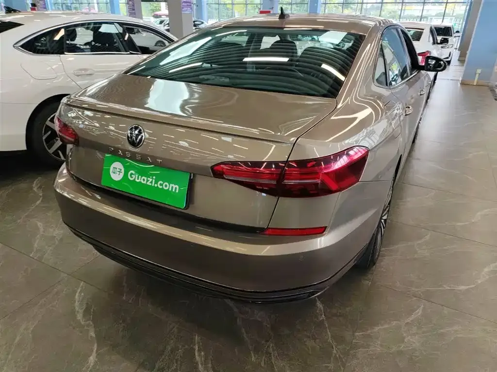 Volkswagen Passat 2021 из CN, фото 7