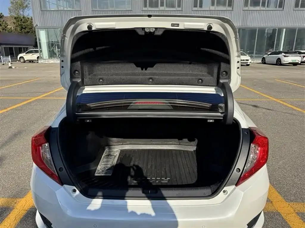 Honda Civic 2021 из CN, фото 10