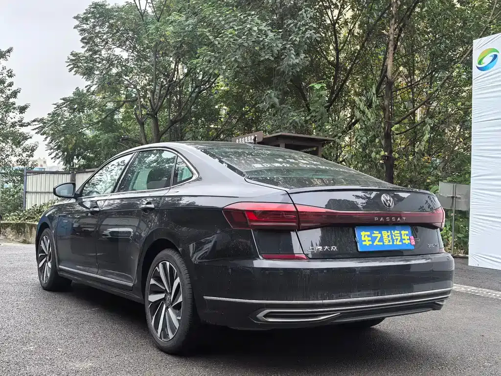 Volkswagen Passat 2024 из CN, фото 5