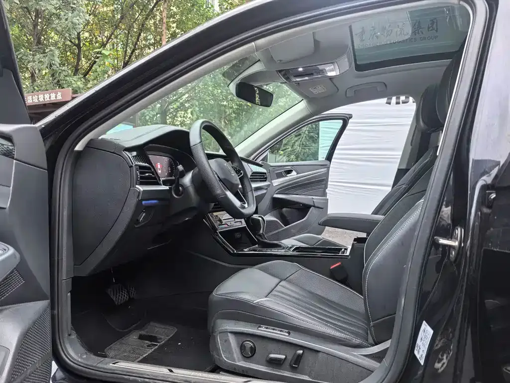 Volkswagen Passat 2024 из CN, фото 7