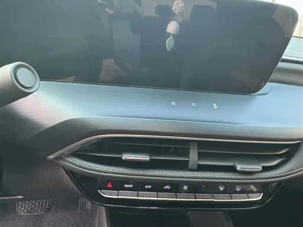 Buick Verano 2023 из CN, фото 6