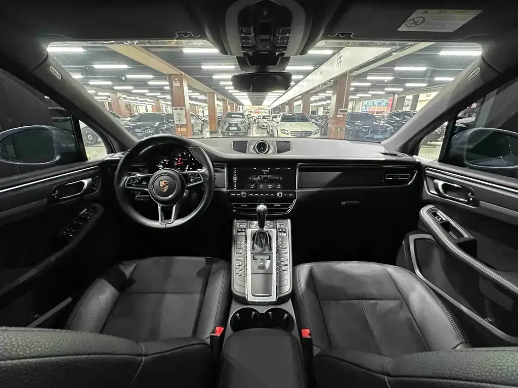 Porsche Macan — фото 4