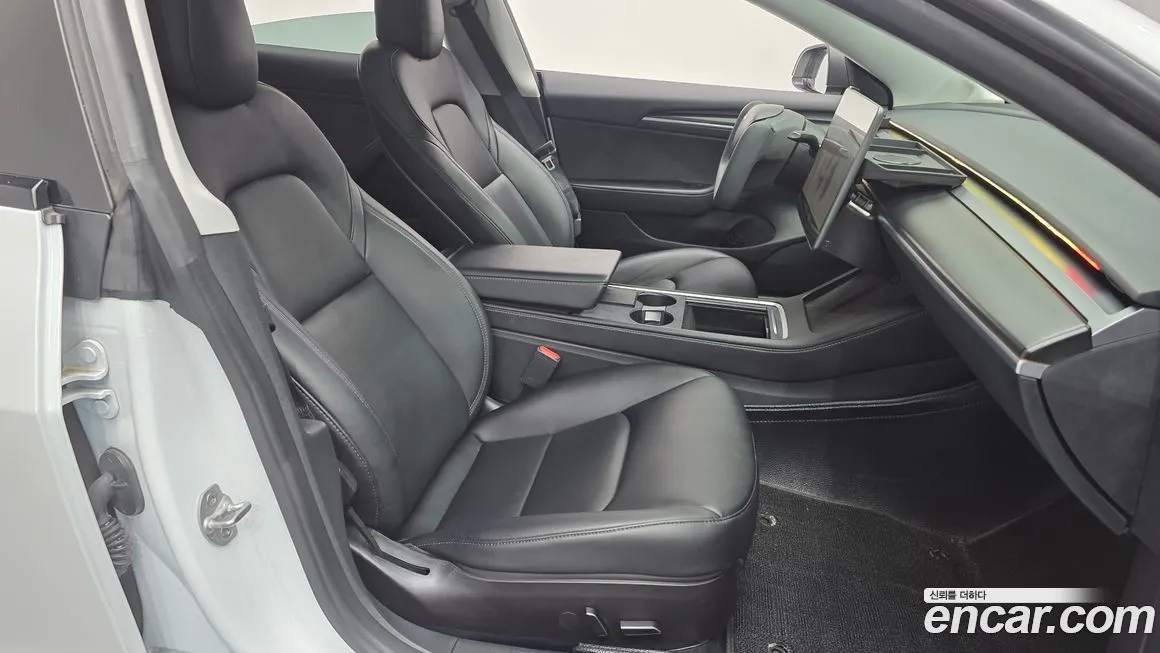 Tesla Model 3 2022 из KR, фото 10