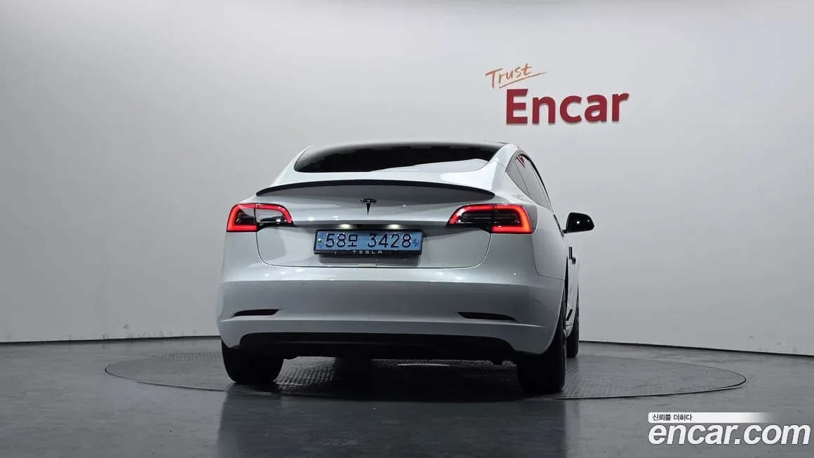 Tesla Model 3 2022 из KR, фото 4