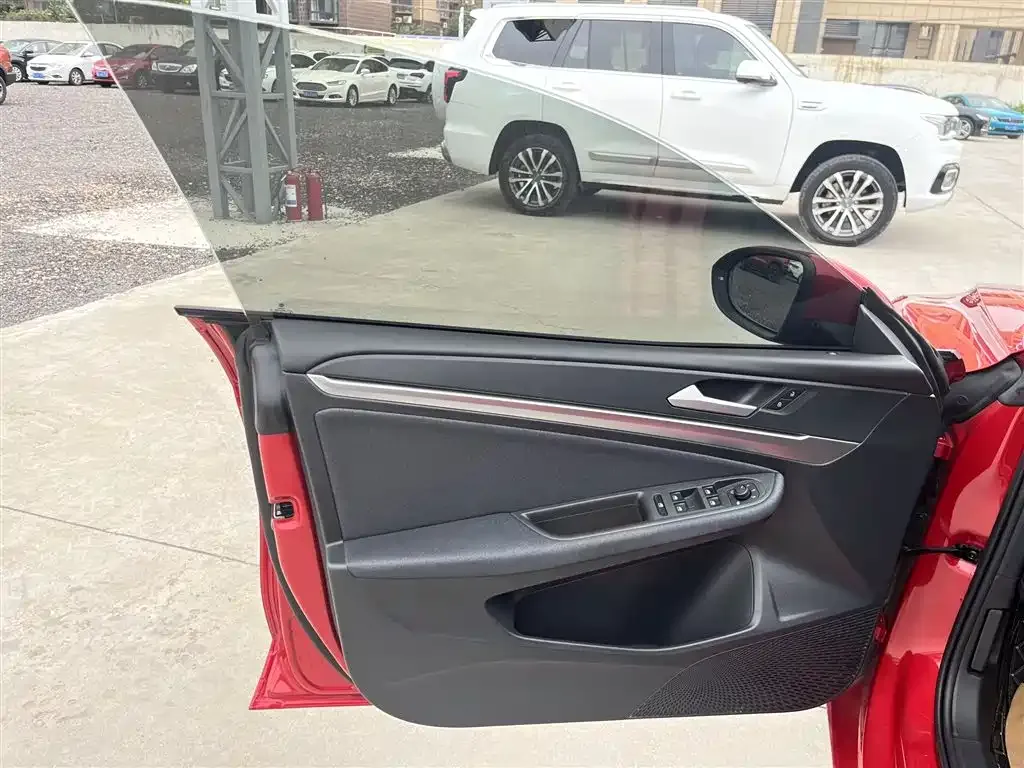 Volkswagen Lamando 2023 из CN, фото 2
