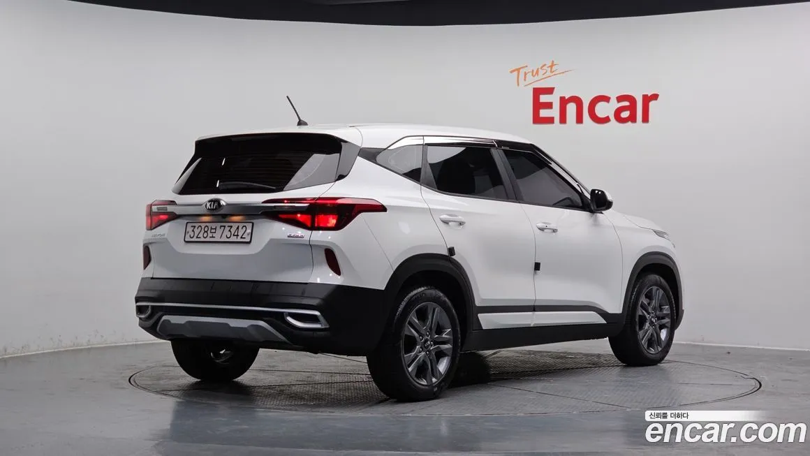 Kia Seltos 2021 из KR, фото 2