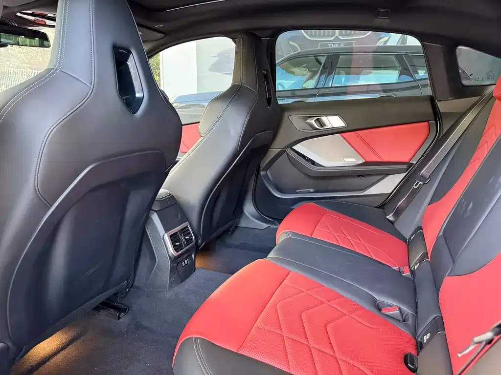 BMW M235L 2025 из CN, фото 10