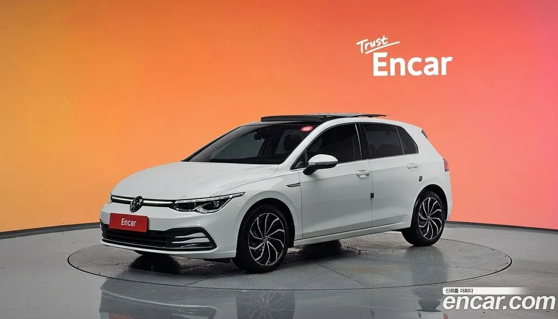 Volkswagen Golf 2023 из KR, фото 1