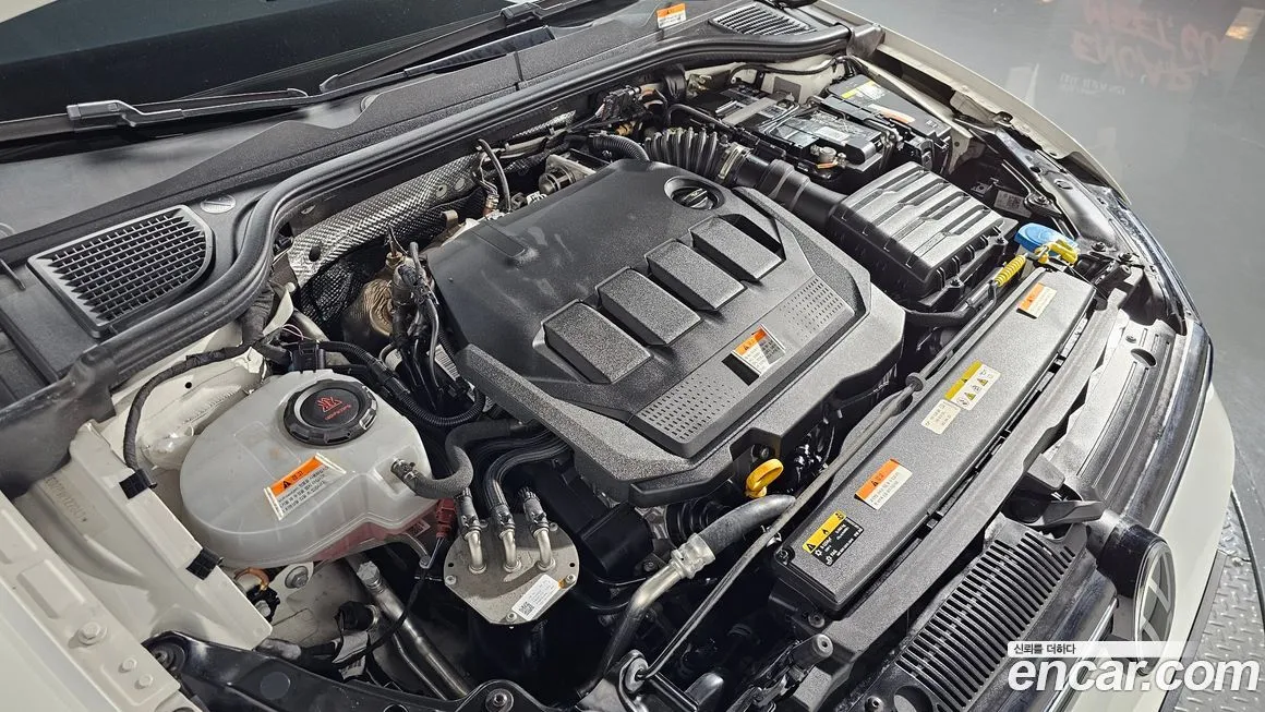 Volkswagen Golf 2023 из KR, фото 6