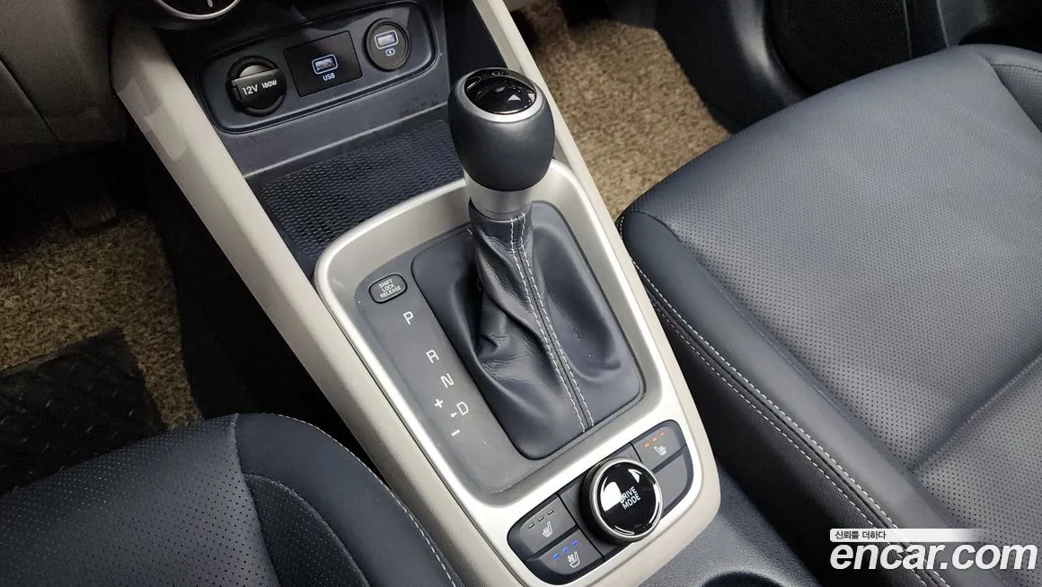 Hyundai Venue 2021 из KR, фото 9