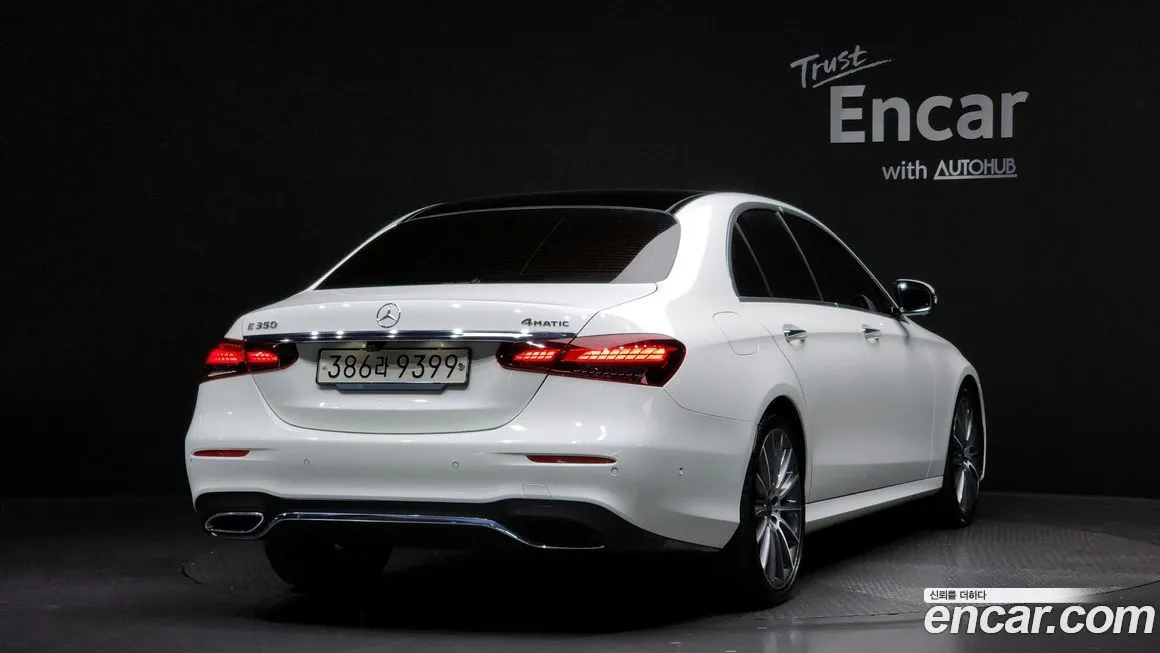 Mercedes-Benz E-Class — фото 2