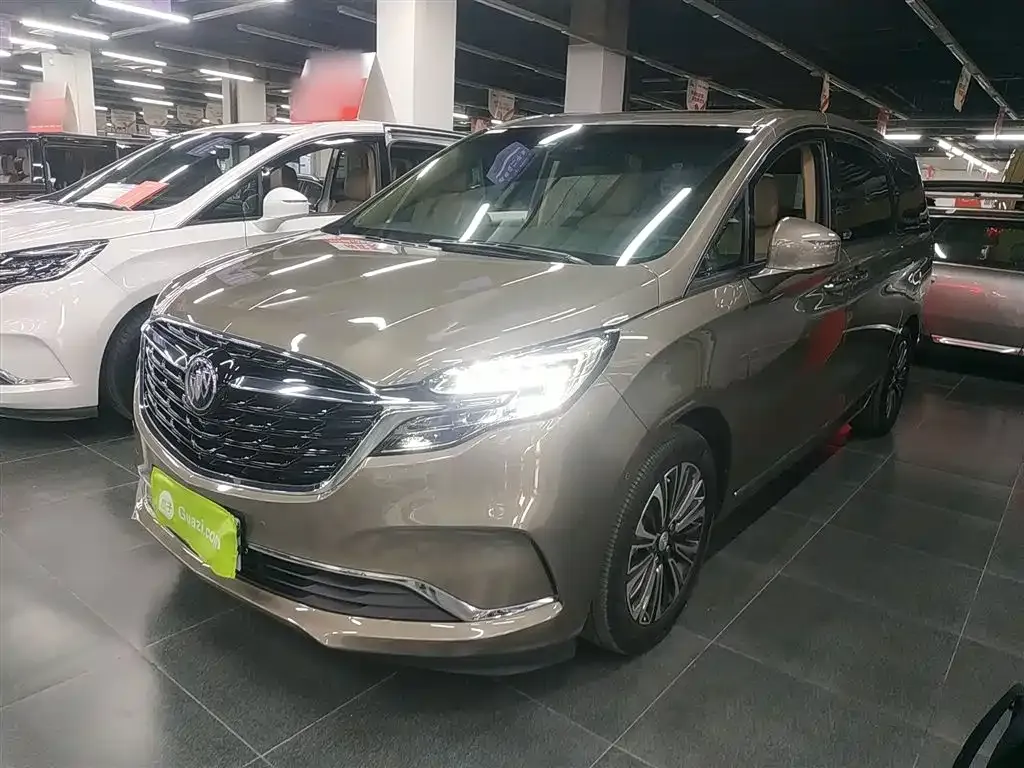 Buick GL8 2021 из CN, фото 1