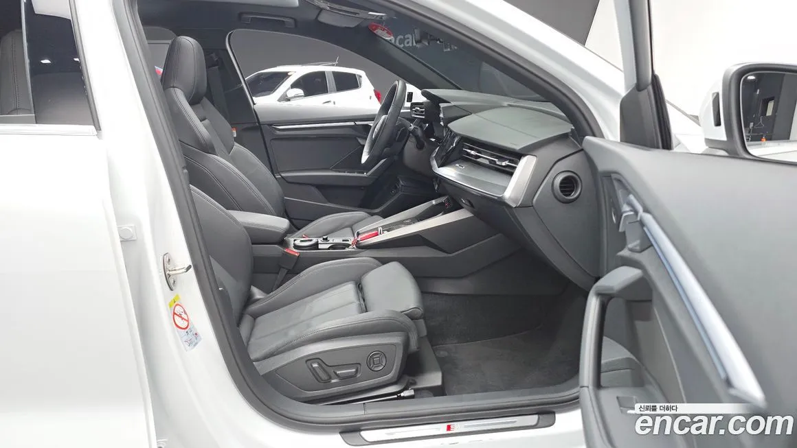 Audi A3 2023 из KR, фото 10