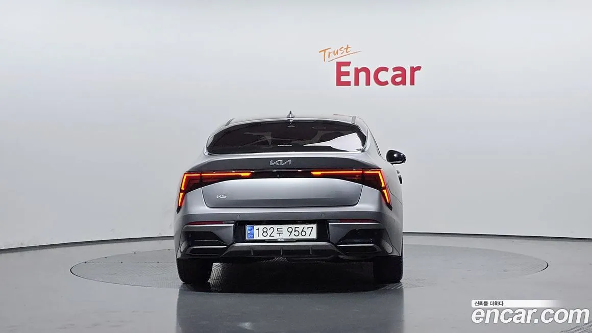 Kia K5 — фото 4