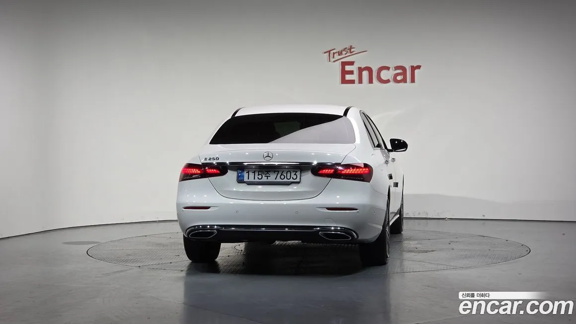 Mercedes-Benz E-Class 2021 из KR, фото 4