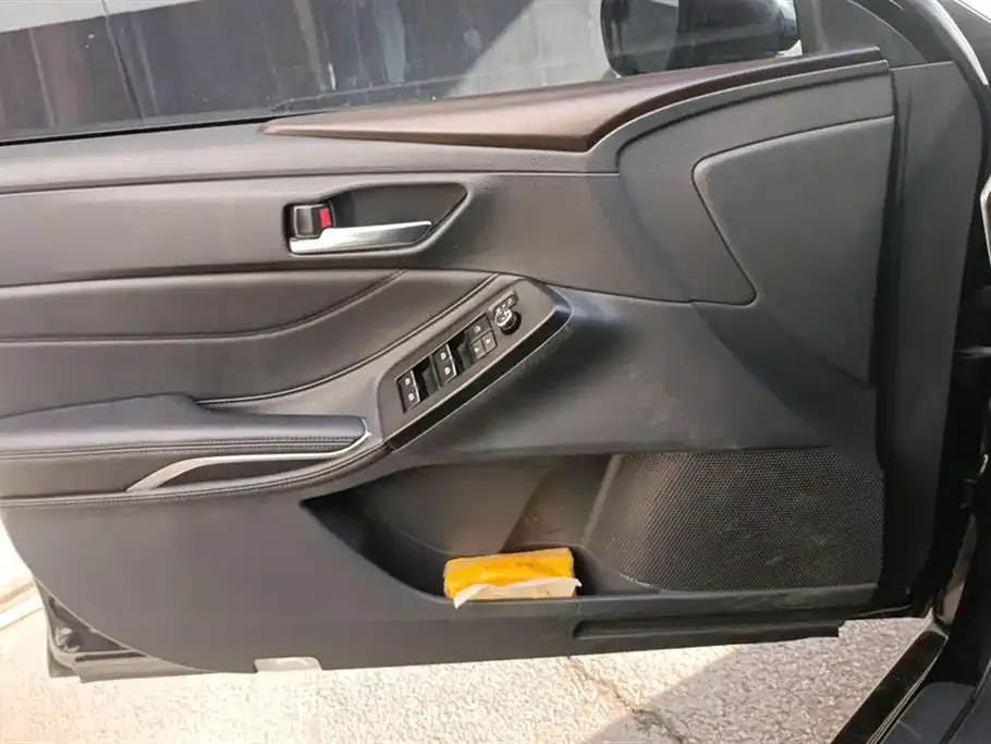 Toyota Avalon 2022 из CN, фото 7