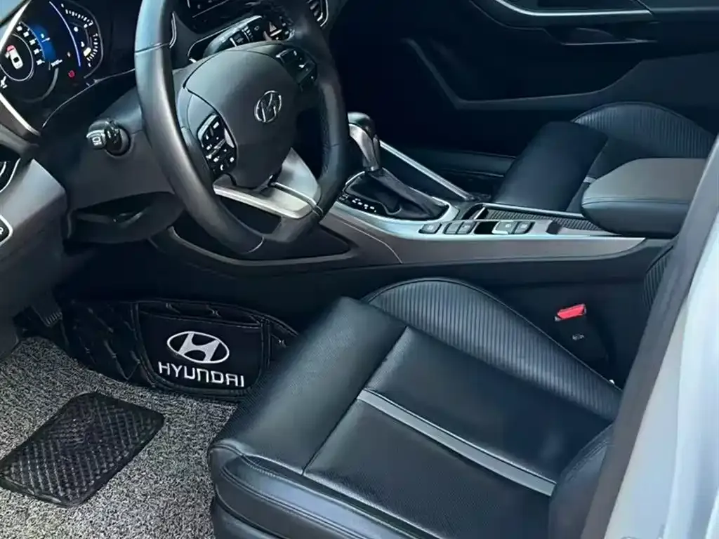 Hyundai Fista 2021 из CN, фото 10