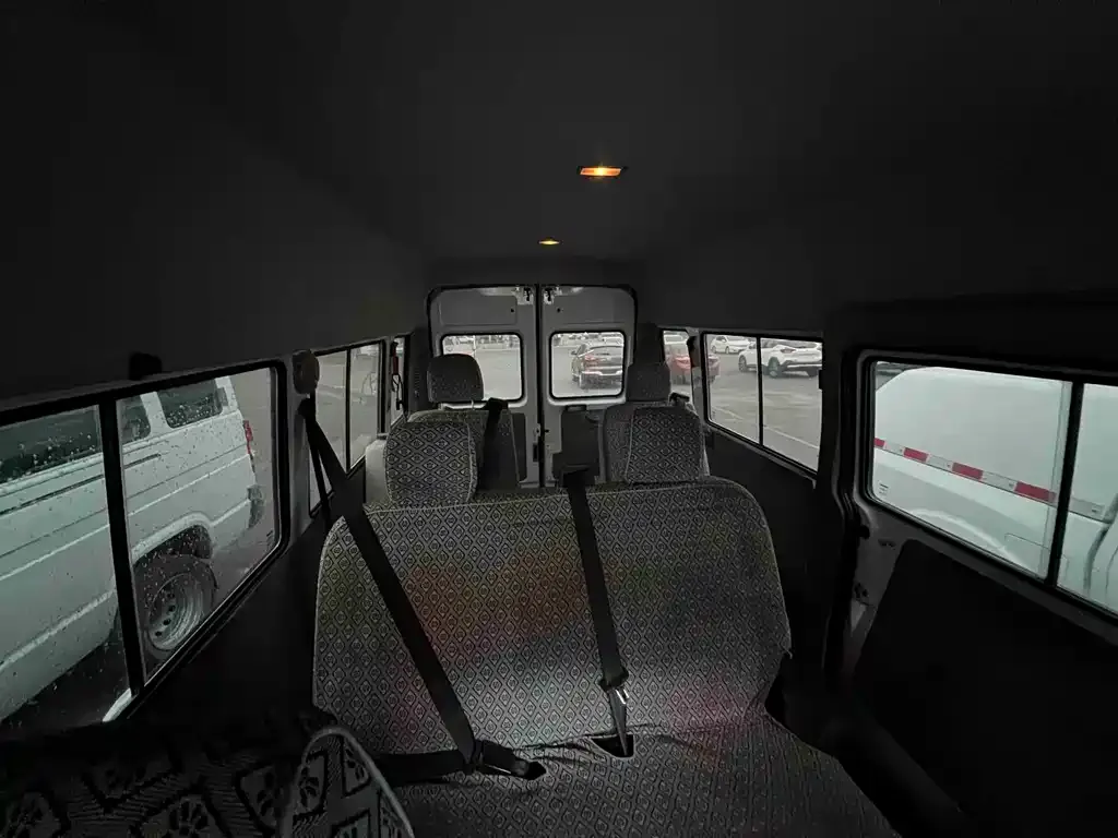 IVECO Daily 2024 из CN, фото 6