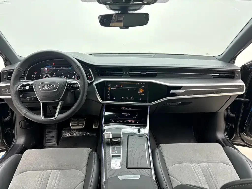 Audi A6L — фото 5