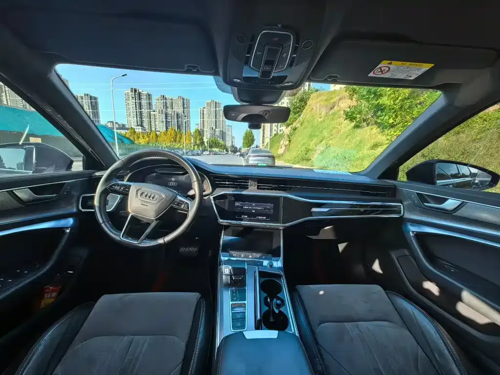 Audi A6L 2021 из CN, фото 5