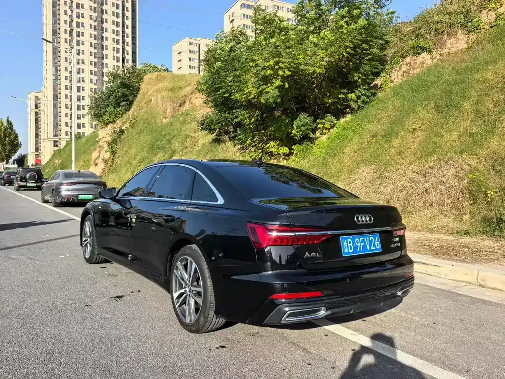 Audi A6L 2021 из CN, фото 9