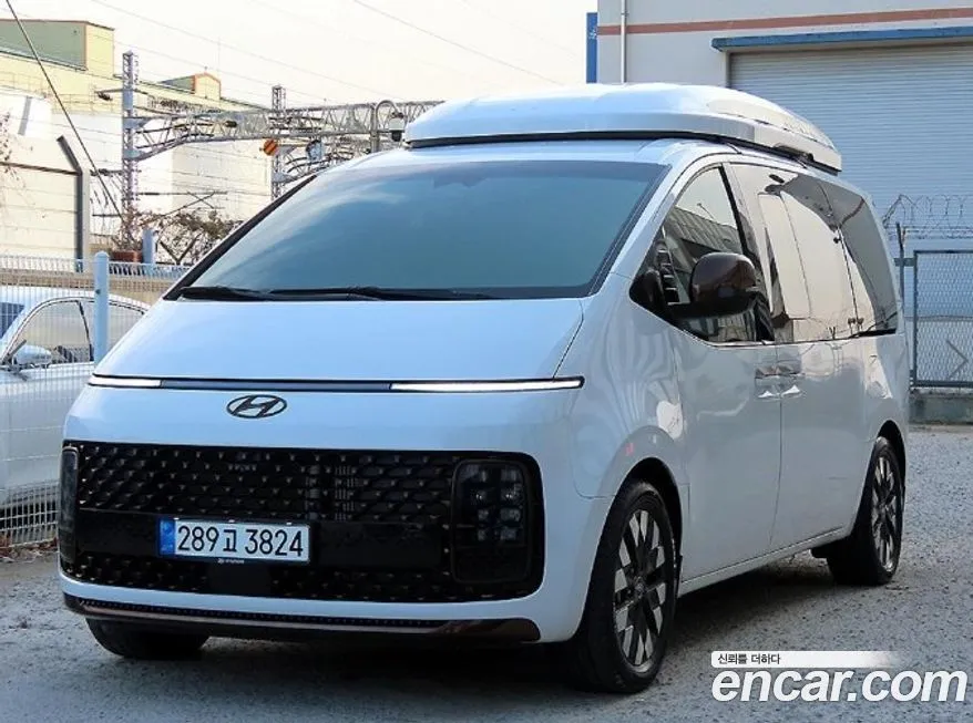 Hyundai Staria 2023 из KR, фото 2