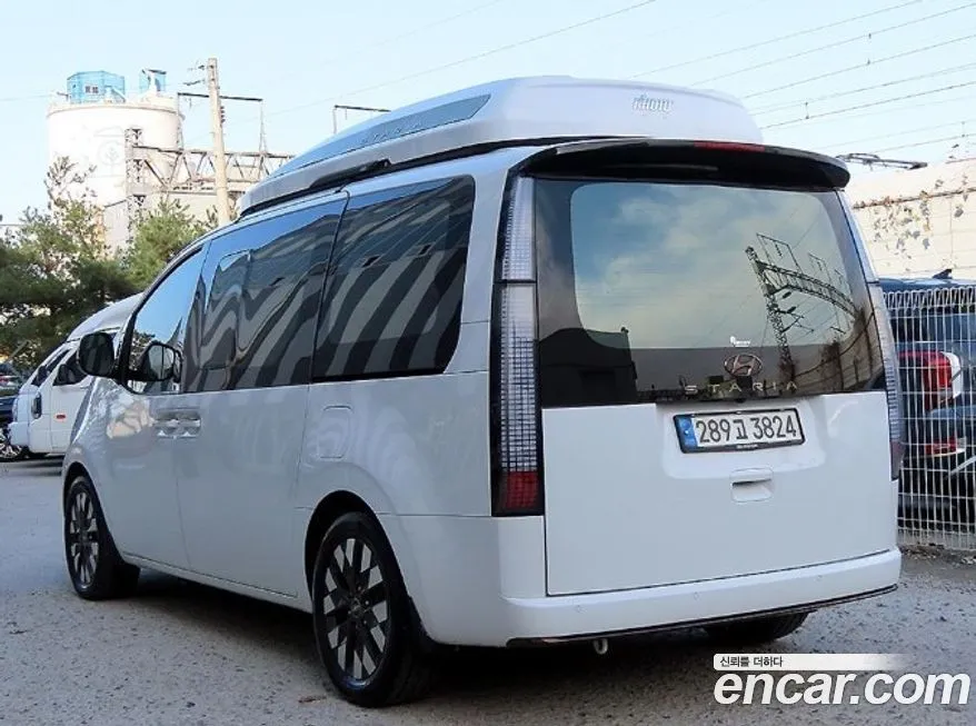 Hyundai Staria 2023 из KR, фото 3
