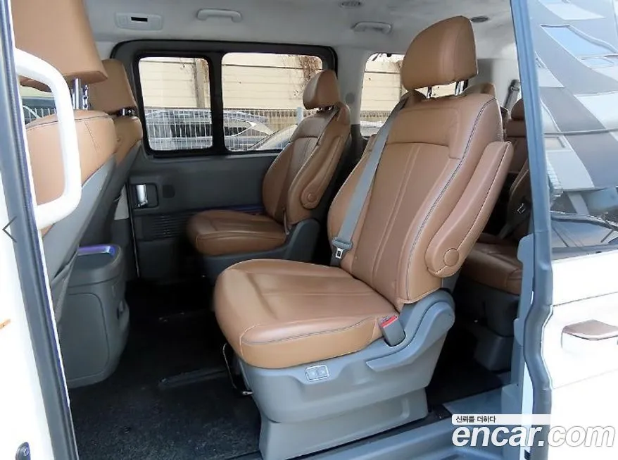 Hyundai Staria 2023 из KR, фото 6