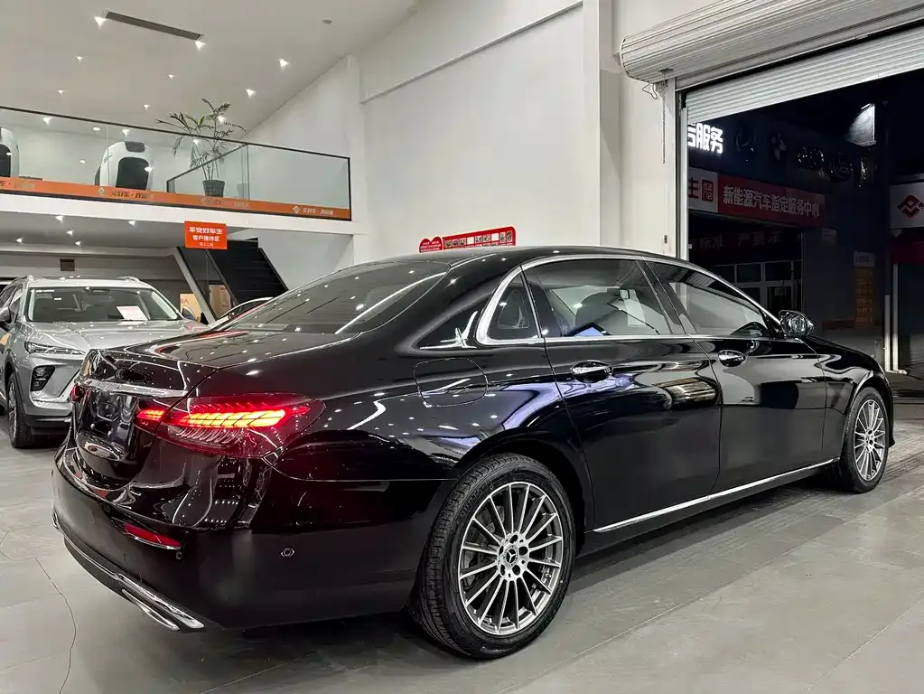 Mercedes-Benz E-Class 2023 из CN, фото 5