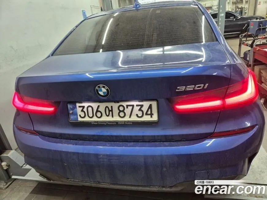 BMW 3-Series 2021 из KR, фото 2