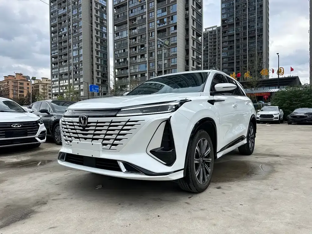 Changan CS75PLUS 2023 из CN, фото 1