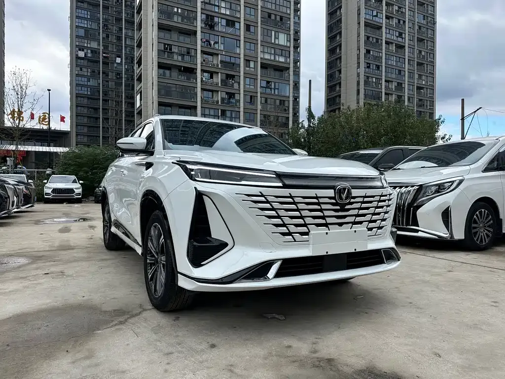 Changan CS75PLUS 2023 из CN, фото 3