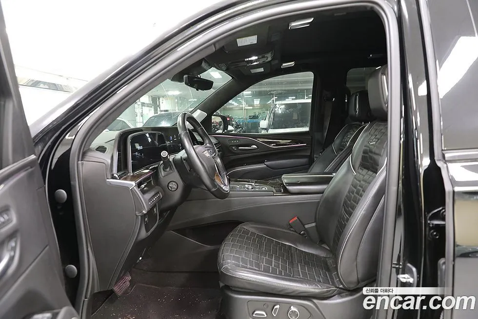 Cadillac Escalade 2023 из KR, фото 3