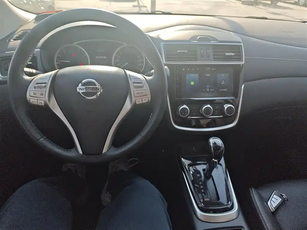 Nissan Tiida 2022 из CN, фото 10