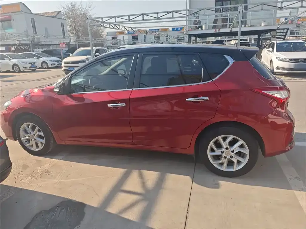 Nissan Tiida 2022 из CN, фото 5
