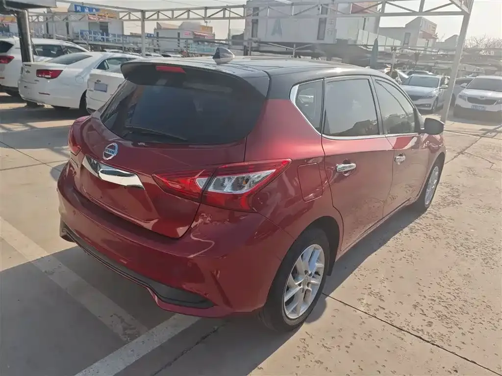 Nissan Tiida 2022 из CN, фото 7
