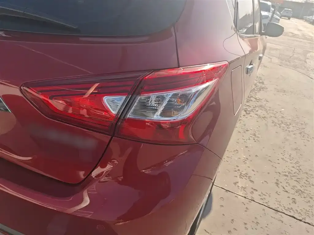 Nissan Tiida 2022 из CN, фото 8