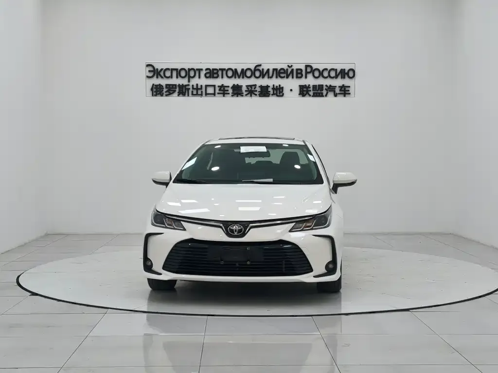 Toyota Corolla 2022 из CN, фото 2