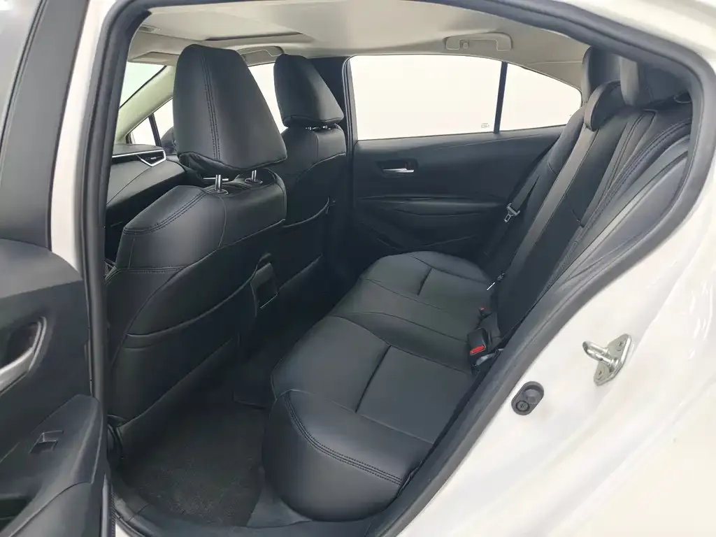 Toyota Corolla 2022 из CN, фото 8