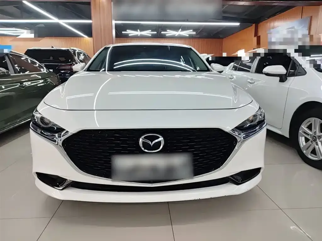 Mazda 3 Axela 2021 из CN, фото 3